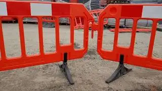 Plastic Road Barrier - Chapter 8 - Safe Fence
