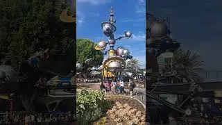 Astro Orbitor at Disneyland #rideattraction #AstroOrbitor #Disneyland