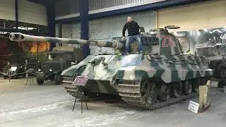 SirNossi im Panzermuseum Saumur Frankreich 2016 - Tiger II Spezial