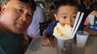 Travel with the Aloha Guy as Eat at Hodad's | San Diego | Guido Burger