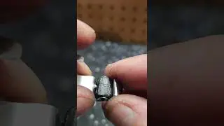 Noiseless paper finger rollers
