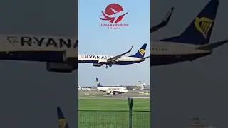 Nail-Biting Landing! Ryanair 737 Close Call at Windy Dublin Airport!