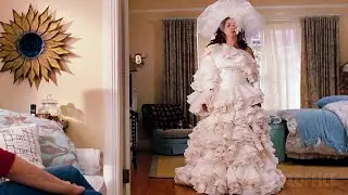 L'orribile abito da sposa | Le amiche della sposa | Clip in italiano
