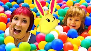Mommy for Lucky! Indoor playground, toy slide and ball pit for kids. Kid friendly videos for kids.