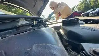 DIY CHANGING THE POWER STEERING FLUID ON THE M328
