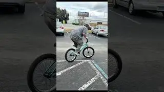 He made this little too clean and too easy! #Bmx