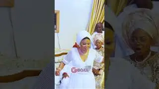 Ooni of Ife&rsquo;s Priceless Reaction as His Wife Queen Opeoluwa Shows Off Her Moves!