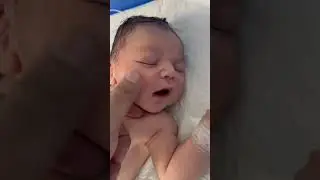 Just Born & So Adorable &ndash; Healthy Newborn Baby First Look