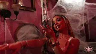 Stiff Barbie - 
