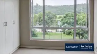 3 Bedroom Flat For Sale in Beacon Bay, East London, Eastern Cape, South Africa for ZAR 1,095,000