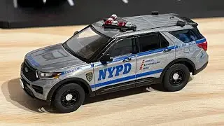 596 NYPD Ford Explorer Chase 1/64 Scale ￼