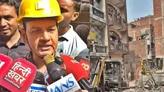 Delhi: 4 people died after a building collapsed in the Mustafabad area