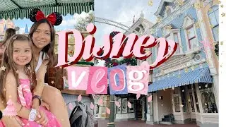 OUR FIRST TWO DAYS AT DISNEYWORLD I BREAKFAST AT CINDERELLA'S CASTLE