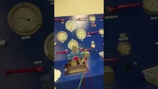 Moog Servo Valve model D662-4790 run test on valve stand