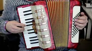 Hohner Concerto I 48 bass + Original Hard Case & Straps - TOP German Made Accordion
