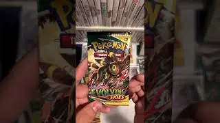 *NEW* Daily Booster Pack! #40 - Evolving Skies | Pok&eacute;mon Cards #shorts