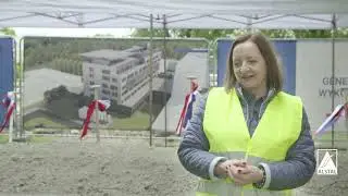 Symboliczne wbicie łopaty na budowie Szpitala Biziela