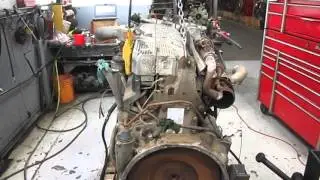 2006 Mercedes OM460 Engine Running