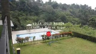 Villa Joglo Maison Fasilitas Billiard, Karaoke, Halaman Luas, & Kolam Renang di Cisarua Puncak Bogor
