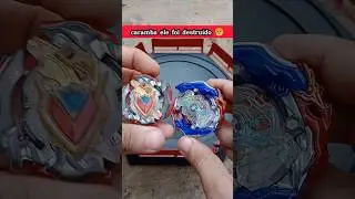 batalha de Beyblade burst: Z Aquiles vs Union Dragon ( caramba ele foi destru&iacute;do 😥 )
