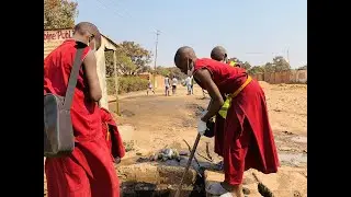 Cleaning public Space and helping people for free,#part12‪@ocean_de_gouttes_deau