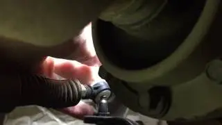 Видео: ремонт тяг и втулки раздаточной коробки Jeep JK Wrangler (2007+) своими руками
