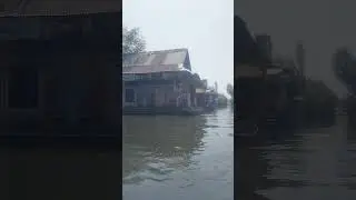 dal lake Srinagar kashmir