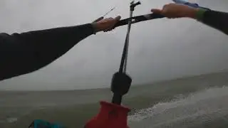 30 knots boosting and looping on slufter