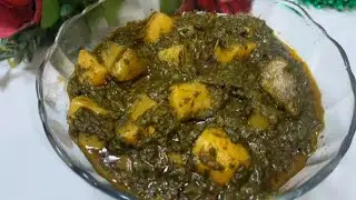Aloo Palak Ki Recipe...Aloo Palak Sabji..By Kitchen With Zaisha / Aloo Palak / spinach