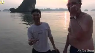 Vietnam 75 2 Bai Tu Long Bay