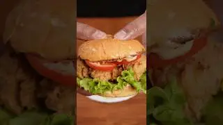 🔥 ASMR Chicken Crispy Burger | Ultimate Crunch Bite | Satisfying Sounds | No Talking #shorts #asmr