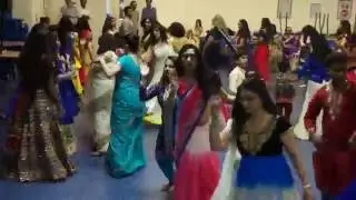 Garba - Disco Dandiya 2016 - Vanza Society (Part 1)