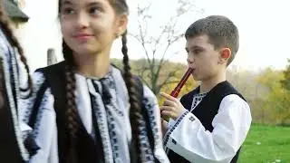 Ansamblul folcloric  ”Muguri Brâncoveni”,  prof Cosmin Bădiță  -  ”Dragu mi-i s-aud cântând”