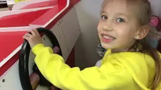 Wheels on the bus kids Song / Toys and Eva