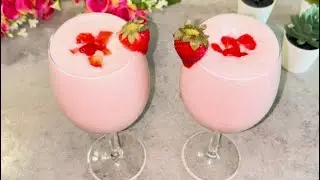 Easy and quick strawberry yogurt smoothie recipe /strawberry buttermilk /strawberry lassi recipe