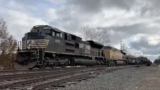 NS 1010 west with an Uncle Pete assist.