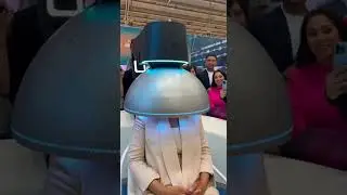 Dubai&rsquo;s AI Salon Robot Will Shock You With Instant Curl Machine 4.0 💇&zwj;♀️