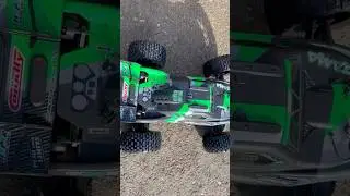 THIS RC CAR IS AN EPIC BACKFLIP MONSTER!! - Team Corally Kagama 6s