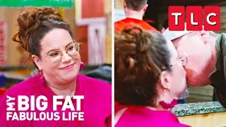 Kenny Kisses Whitney | My Big Fat Fabulous Life | TLC