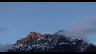 1 hour of relaxing music to help you relax, sleep, meditate and feel good.