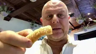 PELLE DI MAIALE FRITTA SOFFIATA CROCCANTOSA -  IN CUCINA CON PAUL KLER -  FRIED PORK CRISPY SKIN
