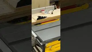 Распиловка древесины без фуговального станка (лайфхак для небольшой мастерской) #сделайсам #столя...