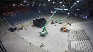 Center Hung Video Board Timelapse - Transform UD Arena