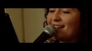 Awakening Song - Maryna Voznyuk - Petites Planètes: Vincent Moon & Priscilla Telmon - Monthelon