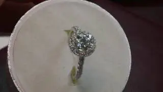 1 carat halo diamond engagement ring