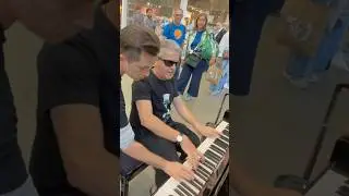 Space Alien Piano Technique #piano #boogiewoogie #music