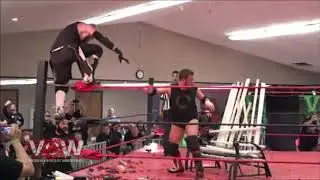 G-Raver and Conor Claxton Crash Through Lighttube Construction - Lord of Anarchy 3
