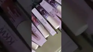 KKW matte lipgloss