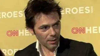 Yong Chavez interviews Billy Burke of New Moon