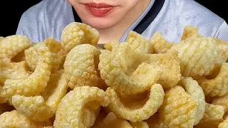 ASMR Eating Squid Flavored Snack 🦑 | Crispy & Savory Crunch Sounds#asmr#asmrfood#asmreating
